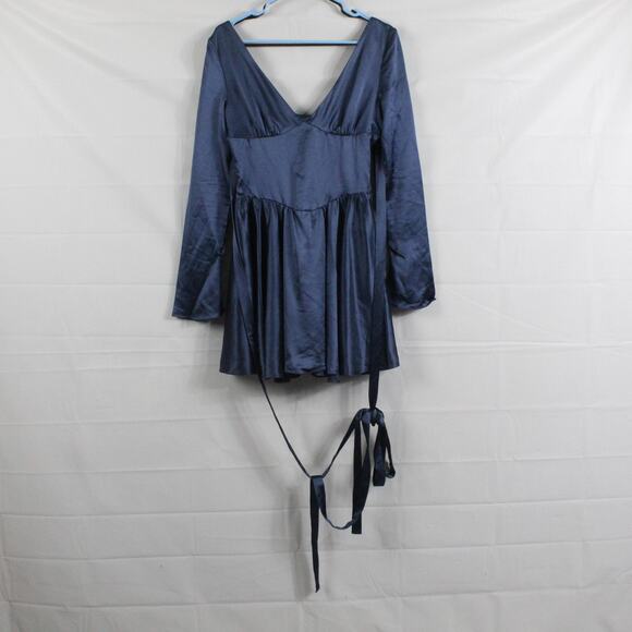 House of CB Dress Small Plus Cup Dominique Navy Plunge Mini Blue Satin Flirty - Picture 6 of 15